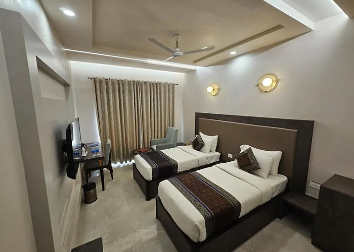 Hotel Abhinav International Varanasi