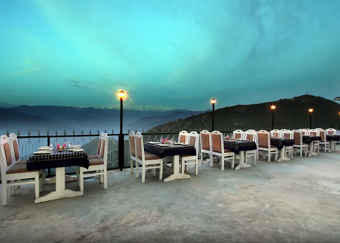 Shining Star Resort Chamba 