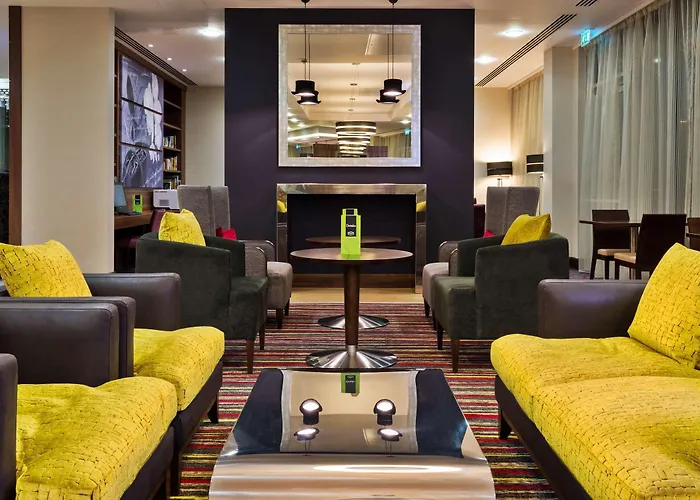 Hampton By Hilton Luton Airport Hotel