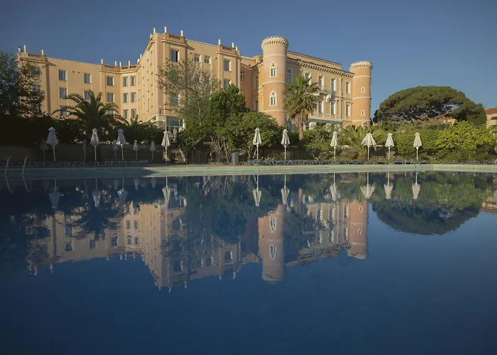 Langley Resort Napoléon Bonaparte LʼÎle-Rousse