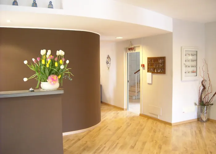 Hotel Bacco Rooms And Breakfast Pietra Ligure
