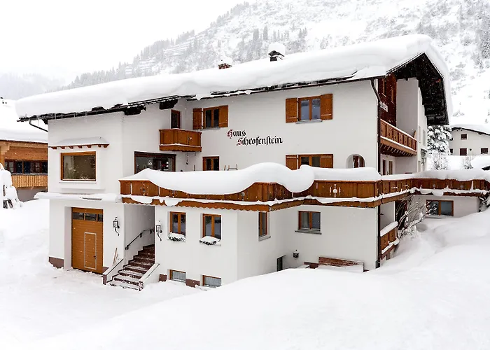 Haus Schrofenstein Bed and Breakfast Lech