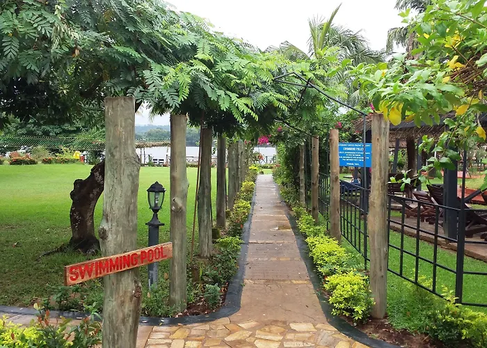 Afrikiko River Front Resort Ajena