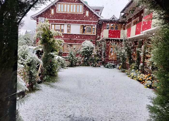 Walisons Hotel Srinagar 