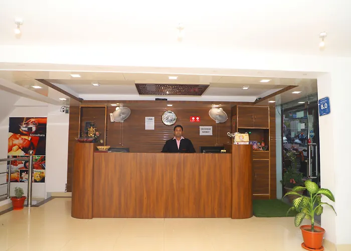 Hotel Ganesha Inn Tapovan