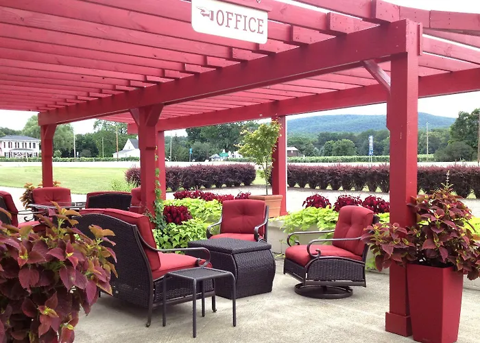 Vinehurst Inn & Suites Hammondsport