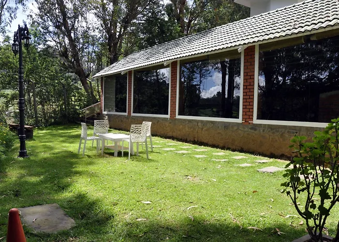 Sabol Holiday Resort Ooty