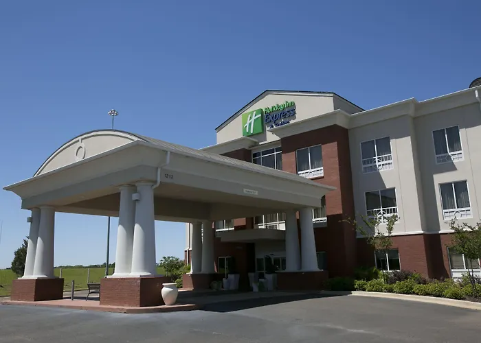 Holiday Inn Express & Suites Brookhaven By Ihg