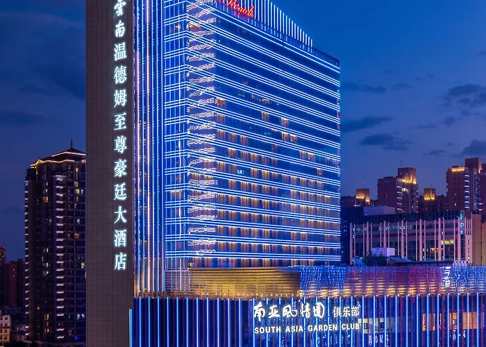 Wyndham Grand Plaza Royale Colorful Yunnan Hotel Kunming