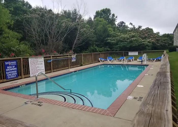 Intown Suites Extended Stay Columbus Ga