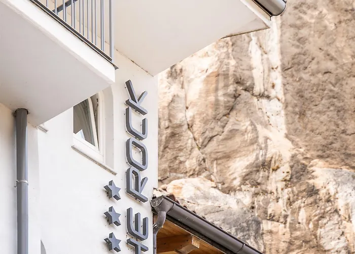 On The Rock Hotel Arco