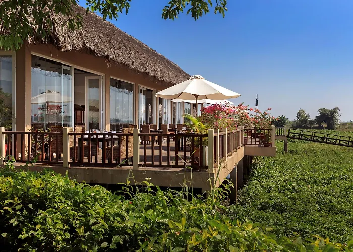 Mekong Riverside Boutique Resort & Spa Cái Bè