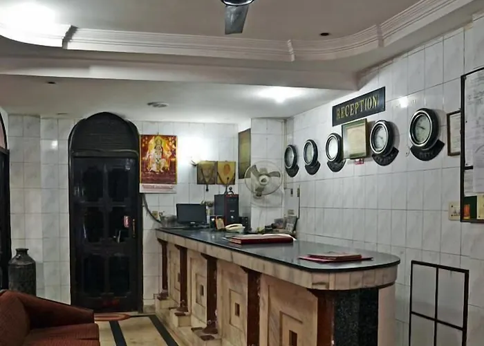 Sahara International Deluxe Hotel New Delhi