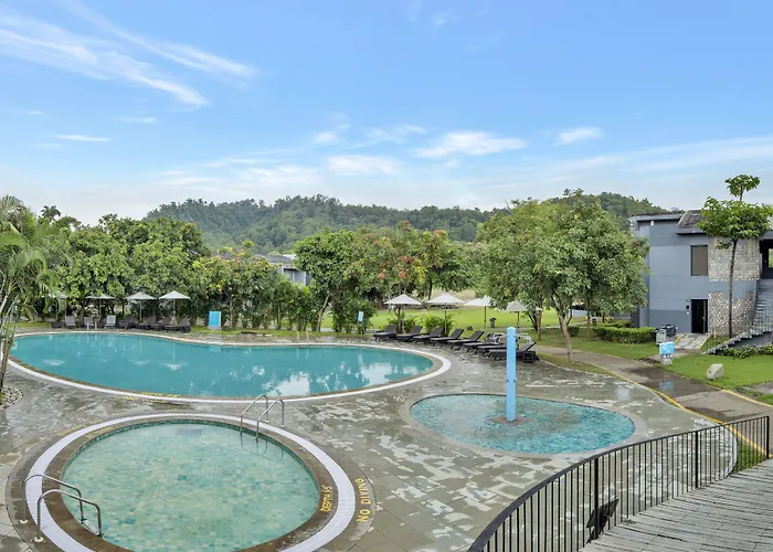 Club Mahindra Corbett Hotel Jim Corbett National Park