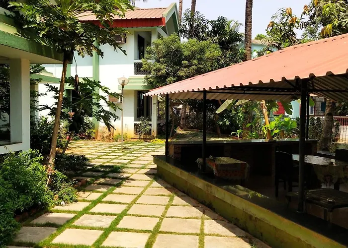 Amigo Plaza Hotel Colva