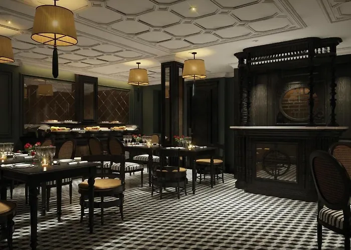 Hanoi Ancient Paradise Hotel