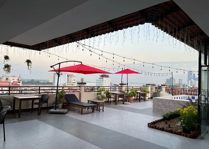 Queenwood Hotel Phnom Penh