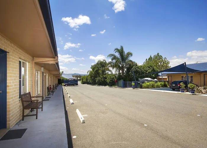 Edward Parry Motel And Apartments Tamworth