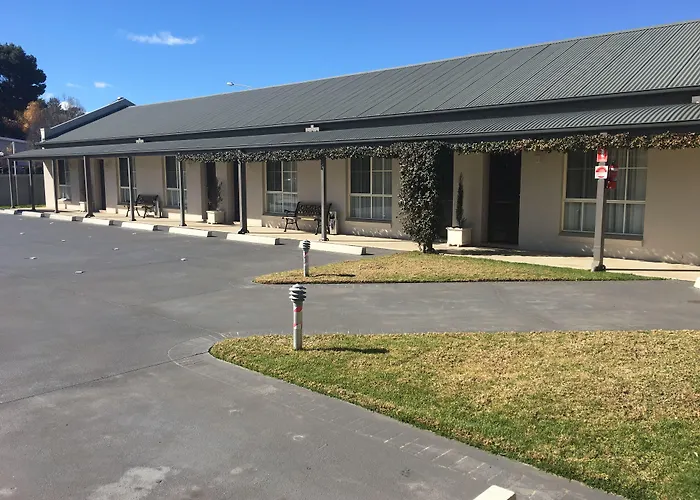 Breakout Motor Inn Cowra