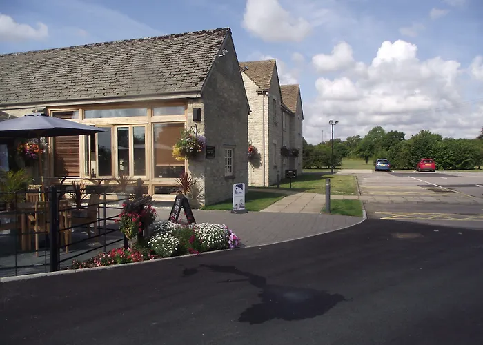 Sturdy'S Castle - Historic Coaching Inn Near Blenheim Palace, Oxfordshire Kidlington