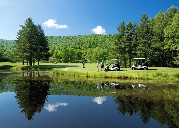 Highland House Hotel Snowshoe