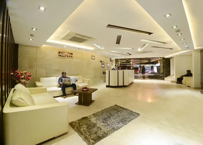 Fabhotel Plus Maniram Palace Agra 