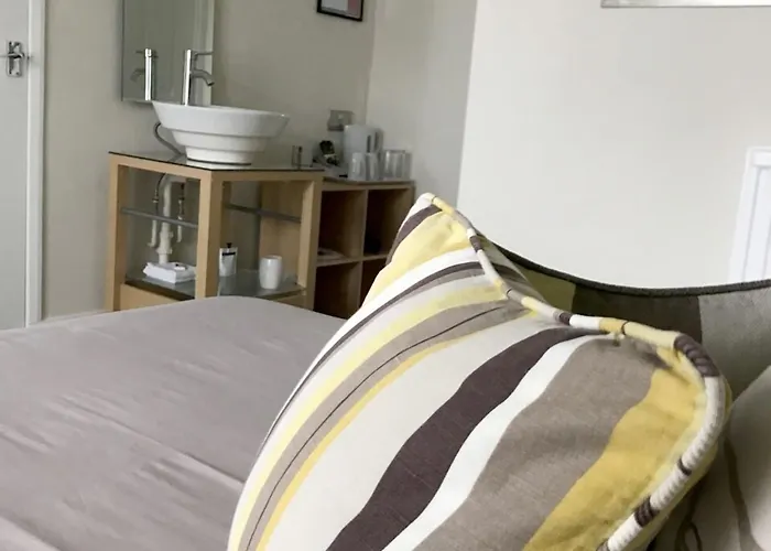 Hotel St Bernards New Quay