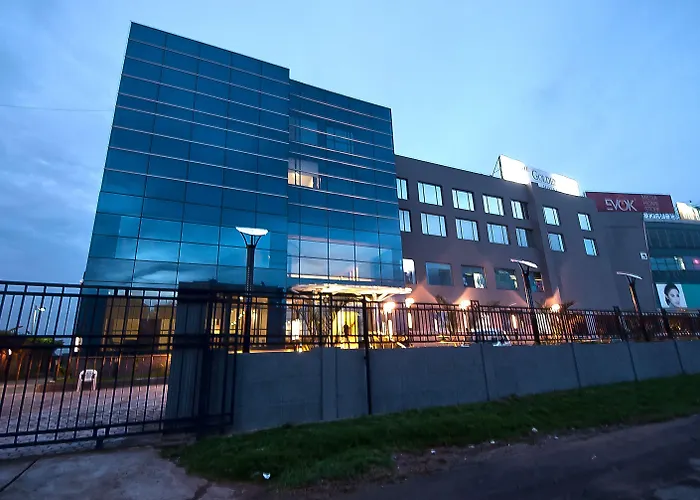 The Golden Plaza Hotel Panchkula