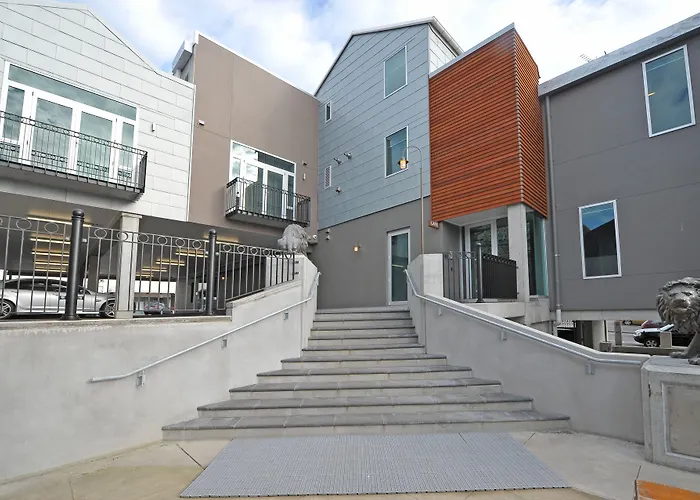 King And Queen Hotel Suites New Plymouth