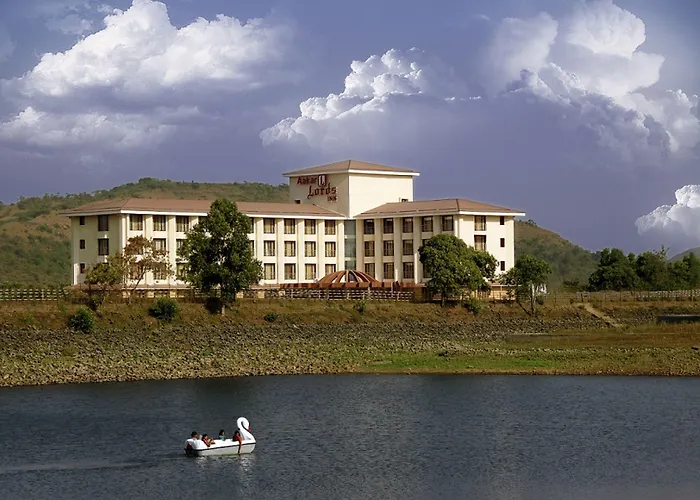 Aakar Lords Inn Saputara