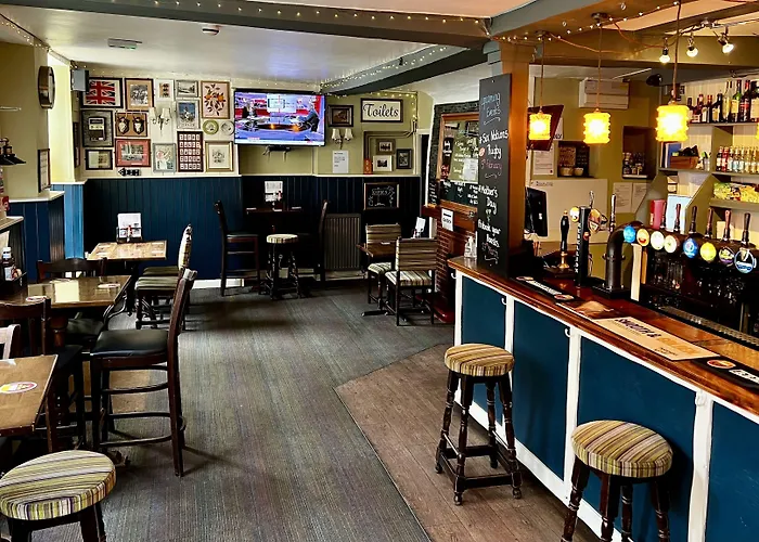 The Crown And Cushion Hotel Windsor
