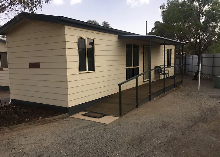 Broken Hill Tourist Park Hotel