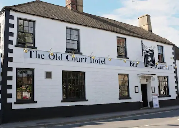 The Old Court Hotel Witney