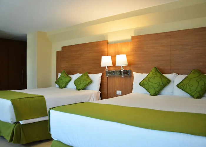 Hotel Suites Ambassador Panama City