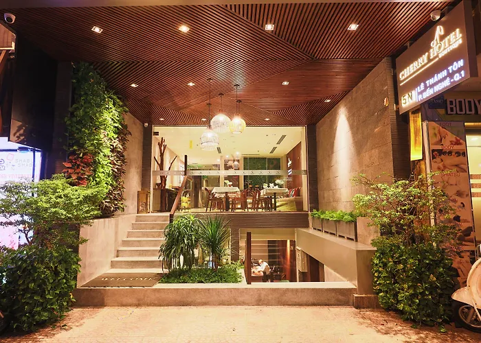 Cherry Central Hotel- Near Opera House Ho Chi Minh City