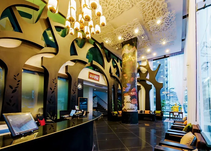 Raha Grand Hotel Patong