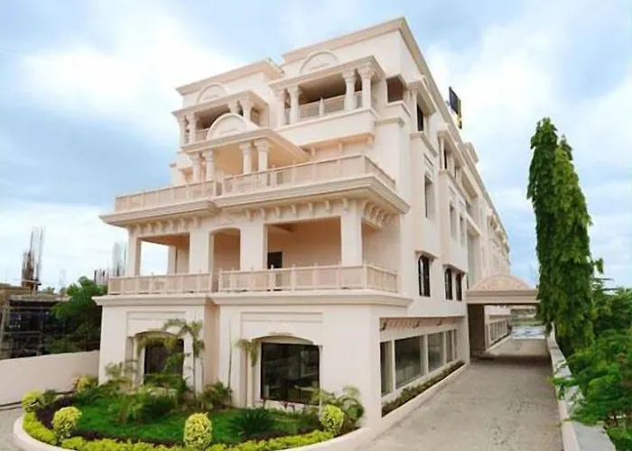 Jc Castle Hotel Shirdi