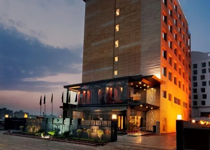 The Golden Palms Hotel & Spa, Delhi New Delhi
