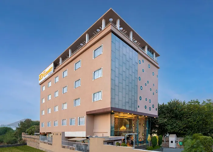 Zone Connect By The Park,Udaipur Hotel