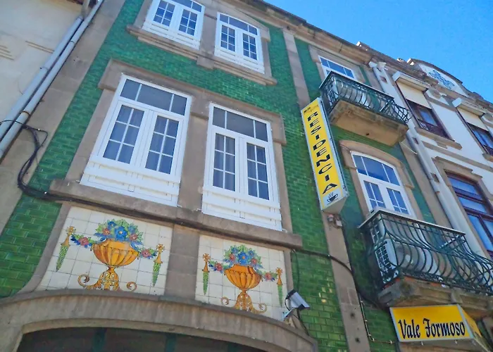 Residencia Vale Formoso Otel Porto