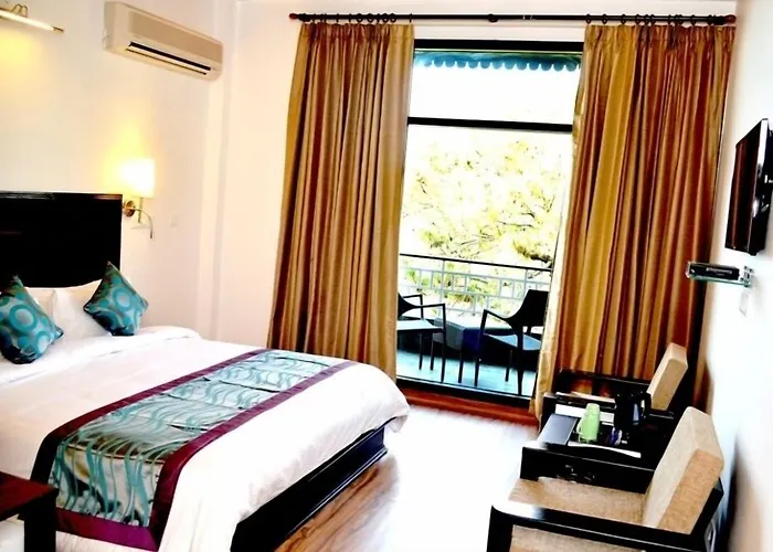 Una Comfort Kasauli Exotica