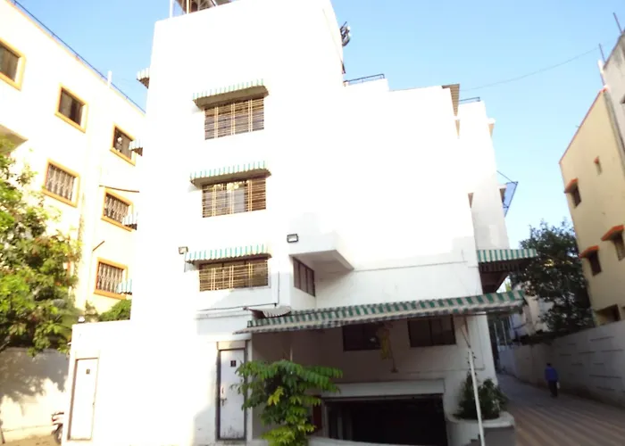 Hotel Suresh Inn Pune