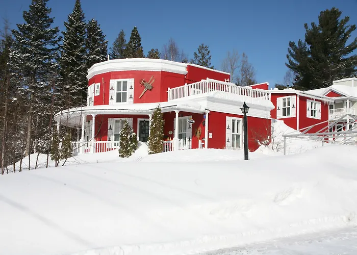 Auberge De La Tour Du Lac Sainte-Agathe-des-Monts