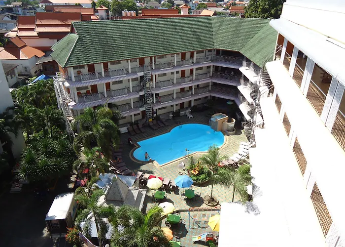 โรงแรม ทอปนอร์ท เชียงใหม่