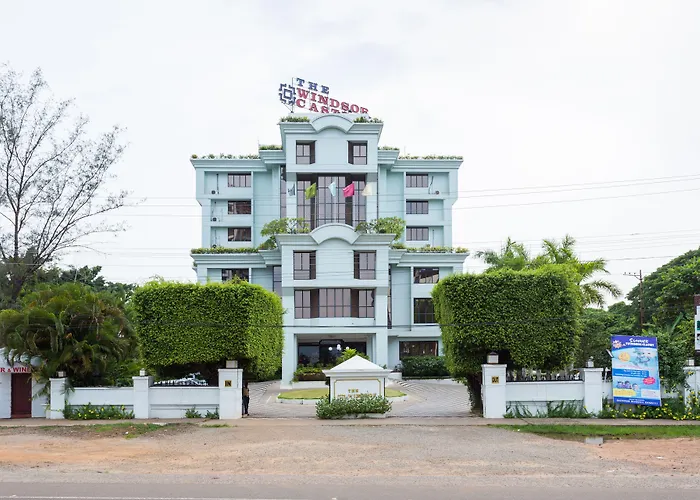 The Windsor Castle Hotel Kottayam