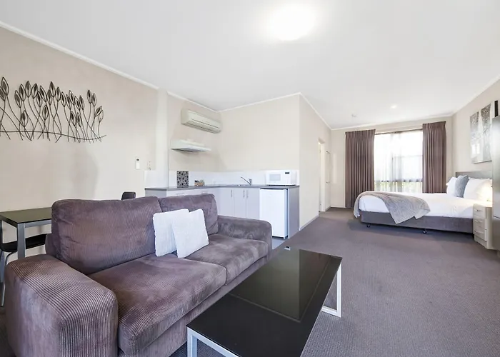 Moonlight Bay Apartments Rye
