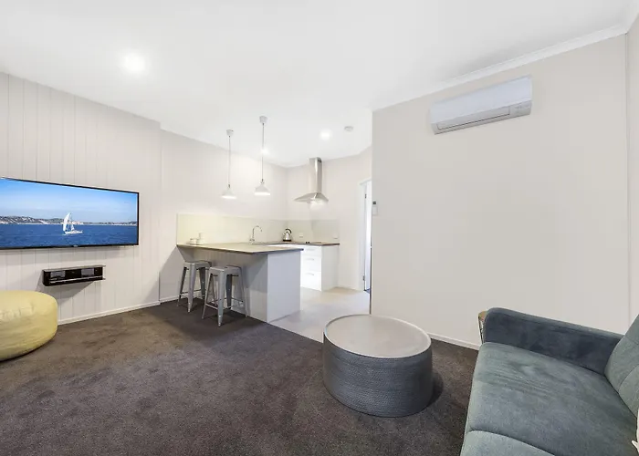 Moonlight Bay Apartments Rye