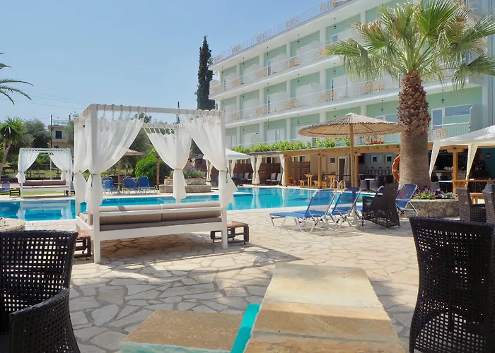 Paloma Blanca Hotel Ýpsos