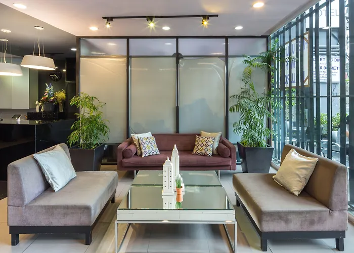 V Hotel Manille