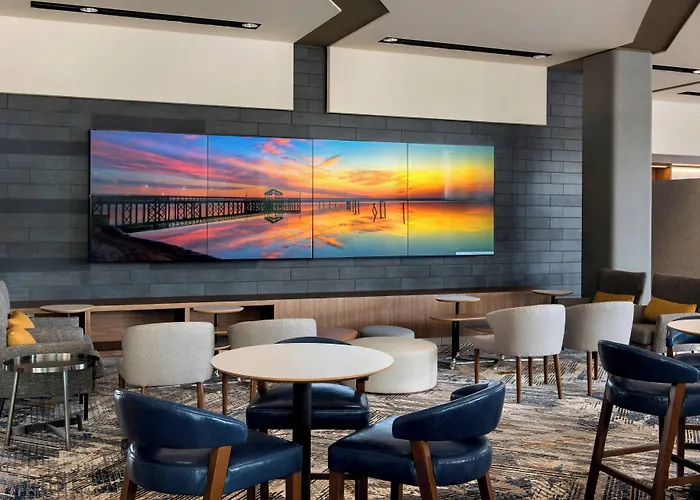 Hotel Courtyard By Marriott Philadelphia South At The Navy Yard